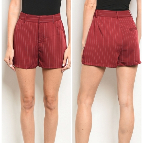 HONEY PUNCH WINE WHITE PIN STRIPE SHORTS - Picture 1 of 13